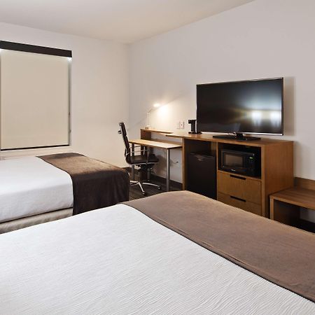 Best Western Green Oaks Inn La Vernia Buitenkant foto