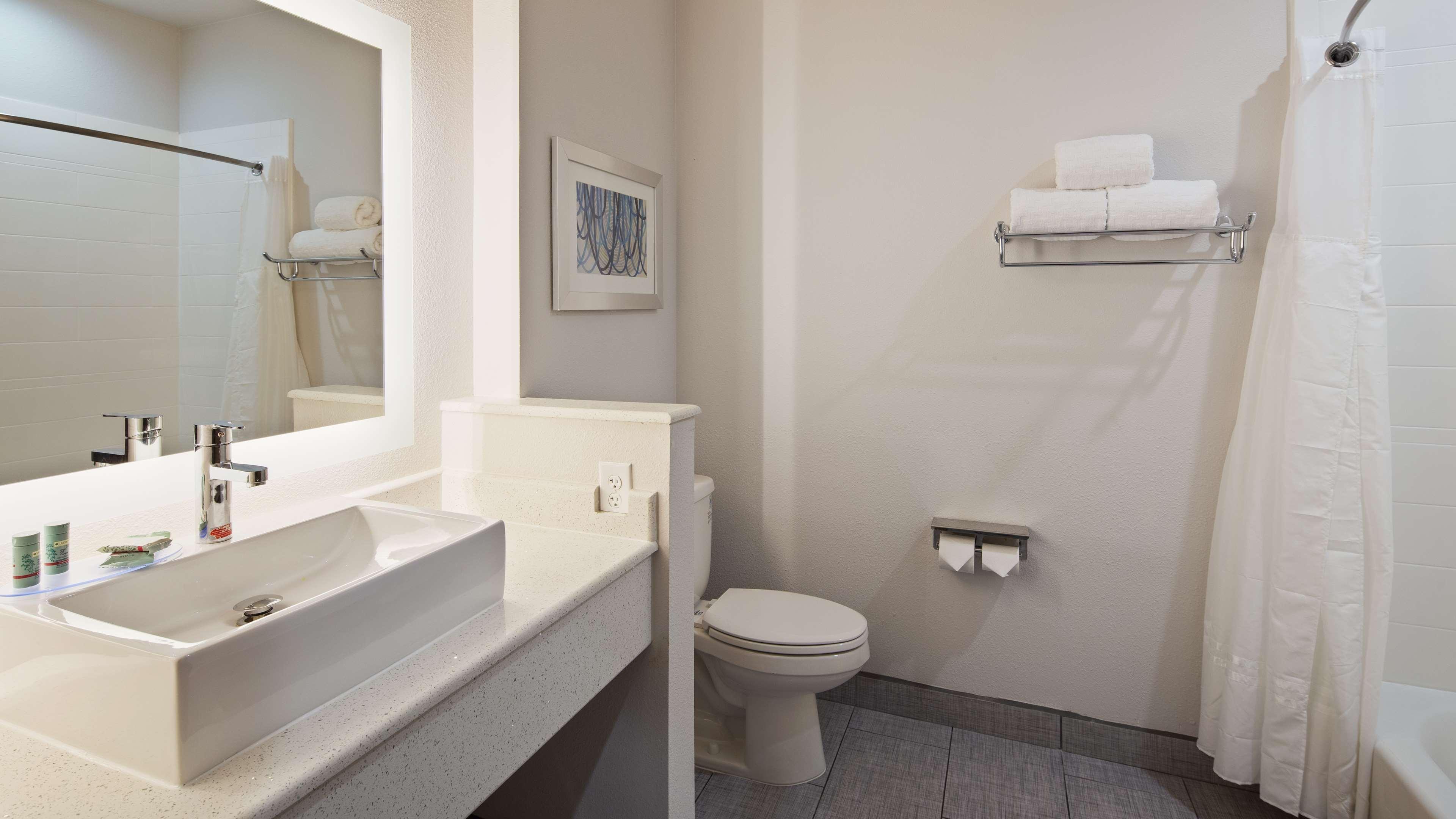 Best Western Green Oaks Inn La Vernia Buitenkant foto