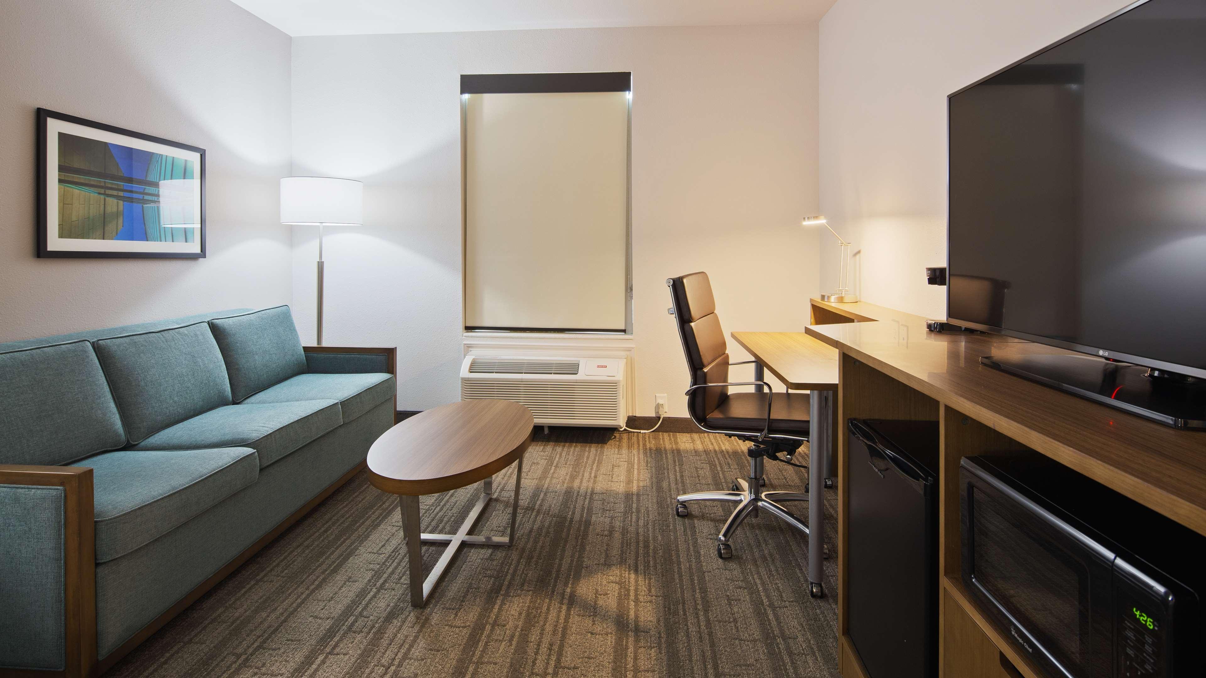 Best Western Green Oaks Inn La Vernia Buitenkant foto