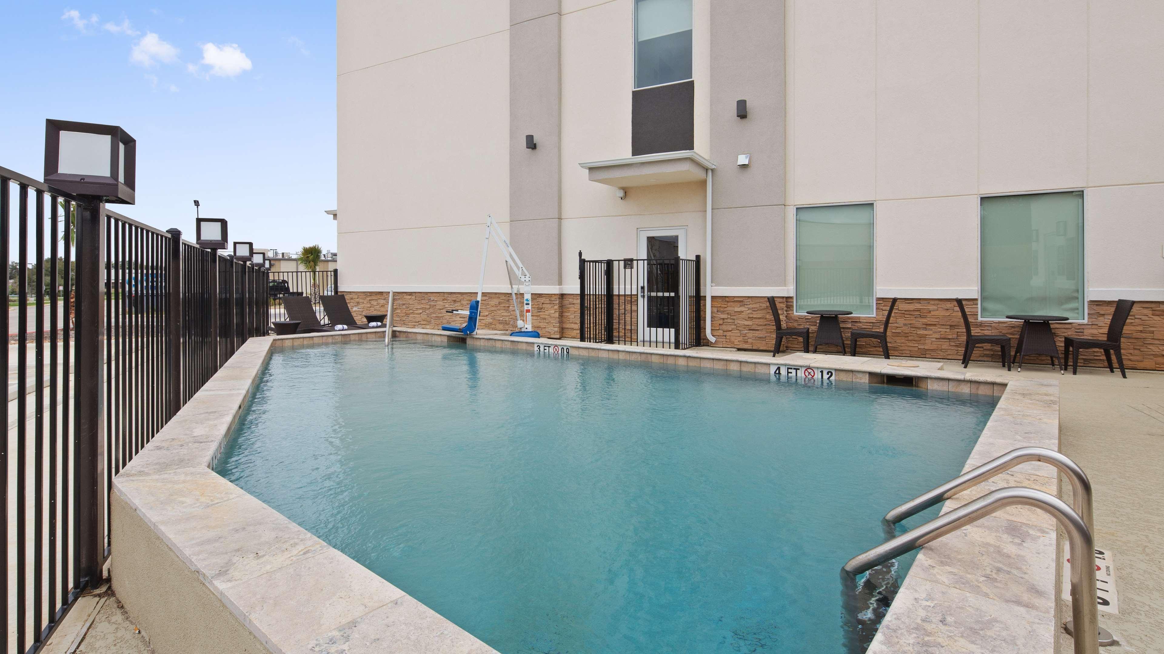 Best Western Green Oaks Inn La Vernia Buitenkant foto